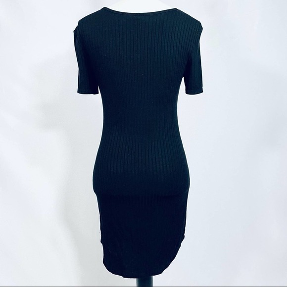 Feathers Ribbed Short Sleeve Dress - Picture 3 of 7